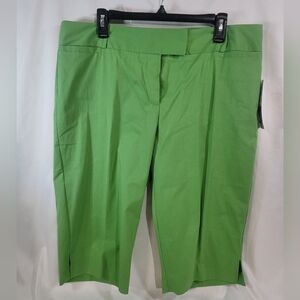 women's New York Collection, size 16, avocado stretch fabric capris, nwt